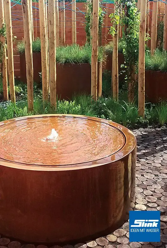 Gartenbrunnen Cortenstahl-Rundtisch