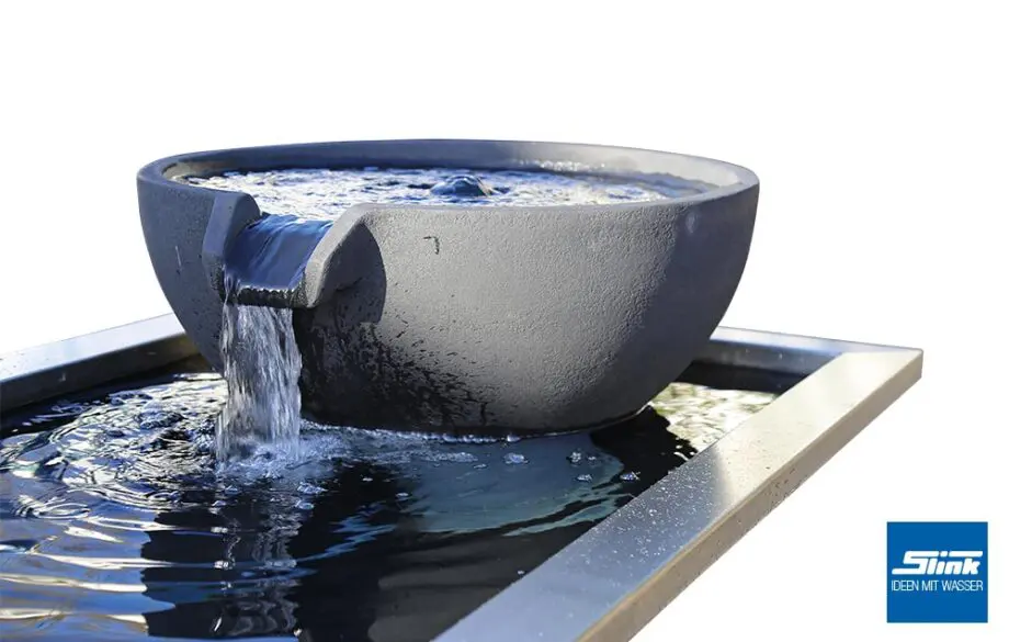 architektonisches Teichbecken, Wasserfall Wasserbecken, Gartenwasserfall, Reflecting Pool, Springbrunnen-System, modernes Design im Garten, Deko