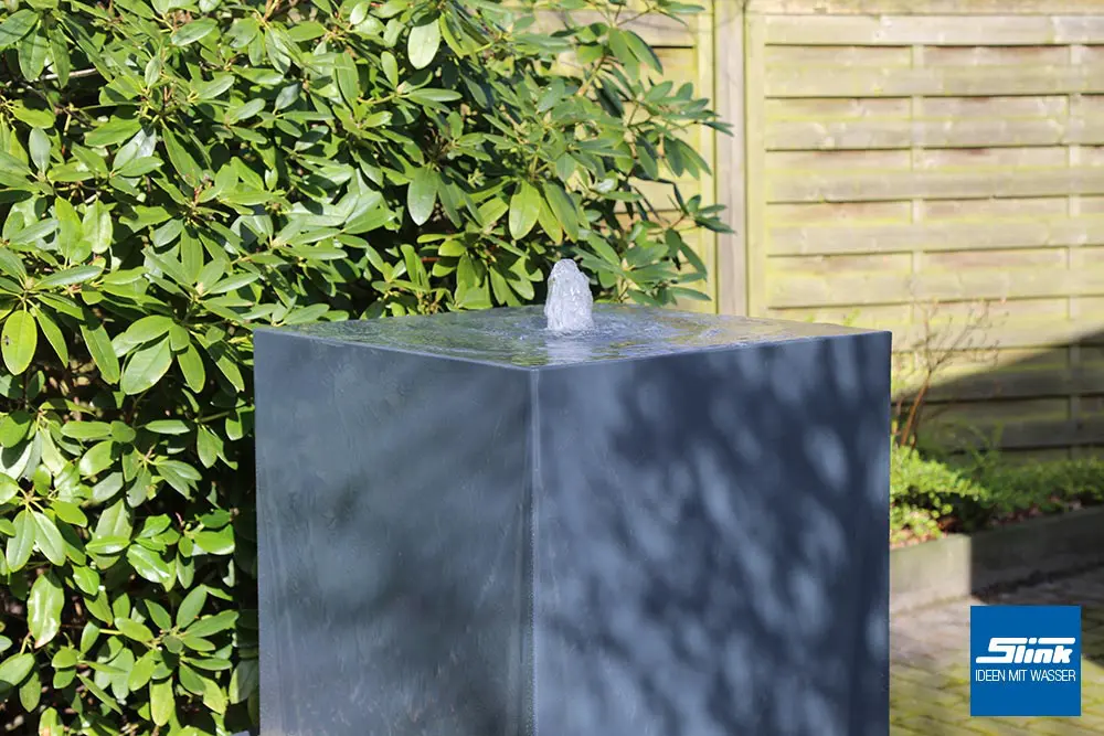 Hochteich, Gartenbrunnen Aluminium, Terrassenbrunnen Alu, Designer-Brunnen, Ideen mit Wasser, Gartenbrunnen kaufen, bestellen, Wasserquell mit Hochbecken, Metall Springbrunnen, modernes Design