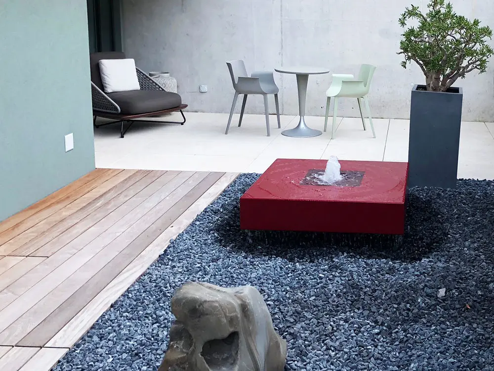 Designerbrunnen, Innenhof Gestlatung, Gartendesign, Terrasse Ideen, Wassergarten, Luxus