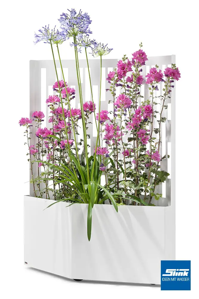 Sichtschitz modern. Sichtschutz Design, Garten-Sichtschutz Idee, Pflanzkübel, Rankhilfre modern