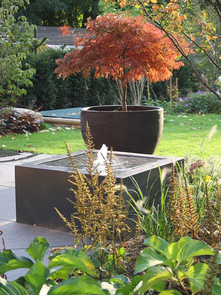 Designer-Wassertisch, Terrassenbrunnen, Zimmerbrunnen, Springbrunnen, Gartenbrunnen, Aluminium, grau, RAL 7016