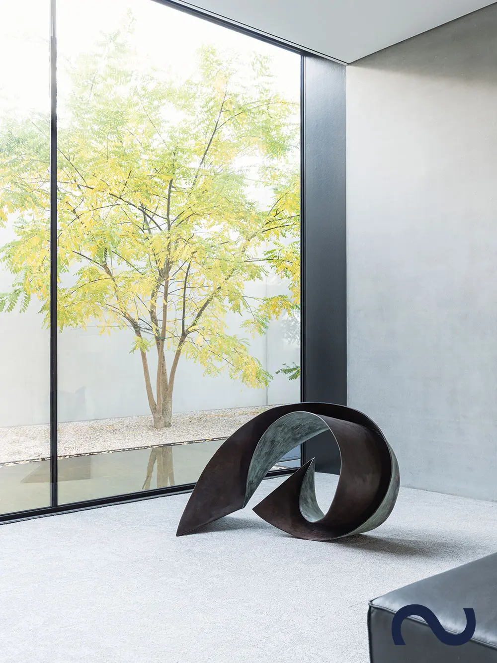 Slink Bronzeskulptur Gartenbronze Kunst Figur Design abstrakt Ocean-Wave-by-Vera-Borghgraef