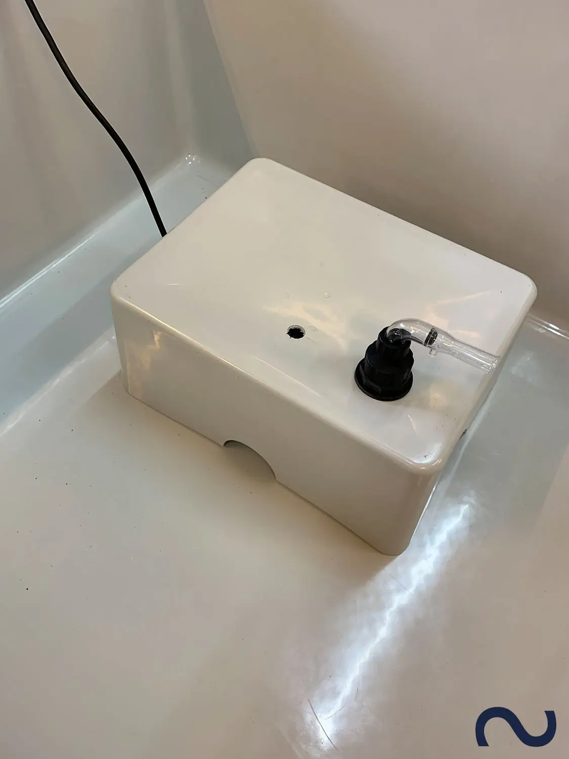 Abdeckung fuer Unterwasserfilteraggregat Filtral GFK-Wasserbecken