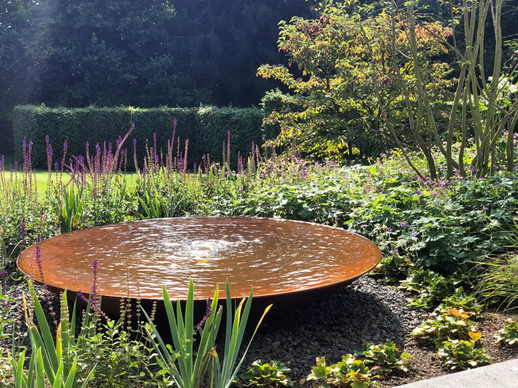 Cortenstahl-Wasserschale Schalenbrunnen Rost Corten Design Zen-Brunnen gartengestaltung mit Wasser