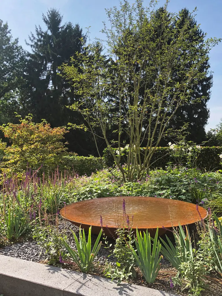 Cortenstahl-Wasserschale Schalenbrunnen Rost Corten Design Zen-Brunnen gartengestaltung mit Wasser