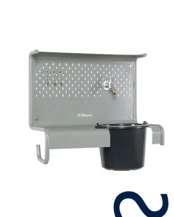 Outdoor-Küche, Garten-Küche, Terrassenküche, Designküche, hängend, Idee, Balkon, Gartenschlauch, grün, modern