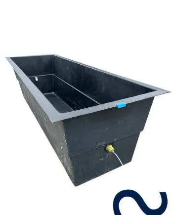 GFK-Teichbecken, Wasserbecken, rechteckig, 360 x 120 x 100 cm, 3000 Liter, Ausstellungsobjekt, kaufen, architektonisch, Garten, Terrasse, modern