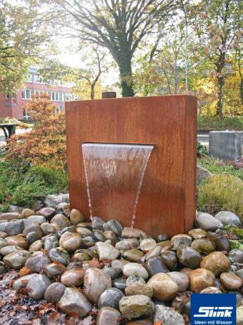 Wasserfall Cortenstahlbrunnen Garten