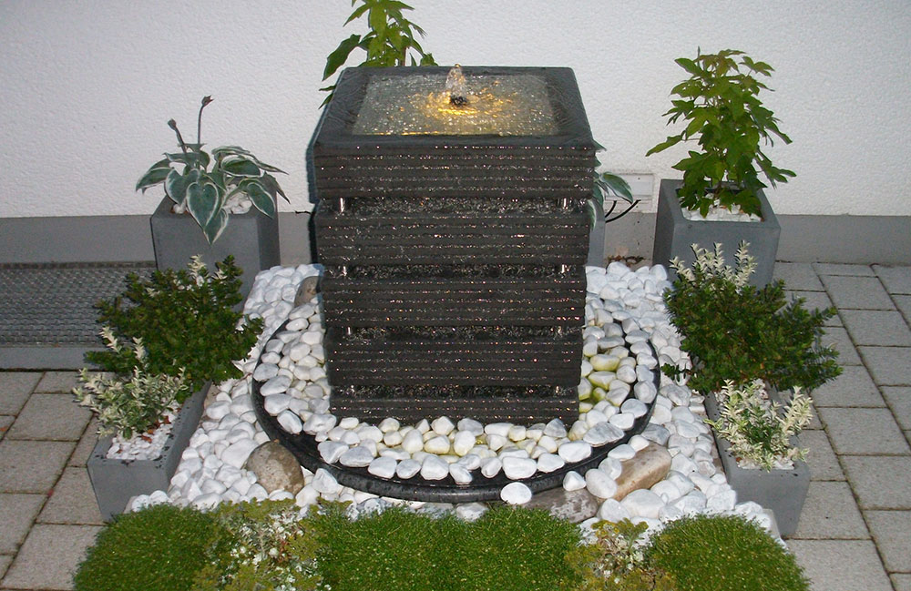 Garten Springbrunnen Mit Beleuchtung