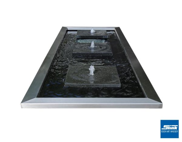 GFK-Wasserbecken, Teichbecken, architektonsiches Wasserbecken, Steinbrunnen, Gartenbrunnen Stein, Designerbrunnen, Galabau, Brunnenplatte, Terrasse, offenes Becken mit Wasserspiel