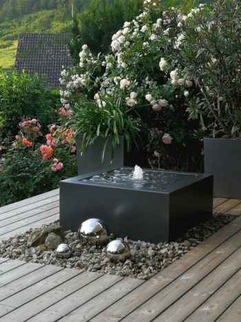 Wassertisch, Alubrunnen, Designerbrunnen, Zierbrunnen, Balkon-Brunnen, Terrassen-Brunnen, Metall, Dachterrasse