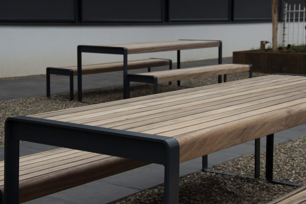 Slink Designer-Gartenmoebel-Set Rest Picknick-Bank Tisch Holz-Alu modern