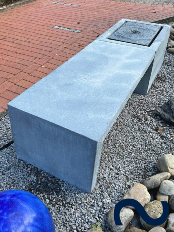 Zinkbrunnen Designerbrunnen Gartenbrunnen Springbrunnen Bank Gartenbank modern Idee