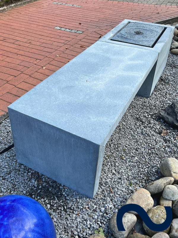 Zinkbrunnen Designerbrunnen Gartenbrunnen Springbrunnen Bank Gartenbank modern Idee