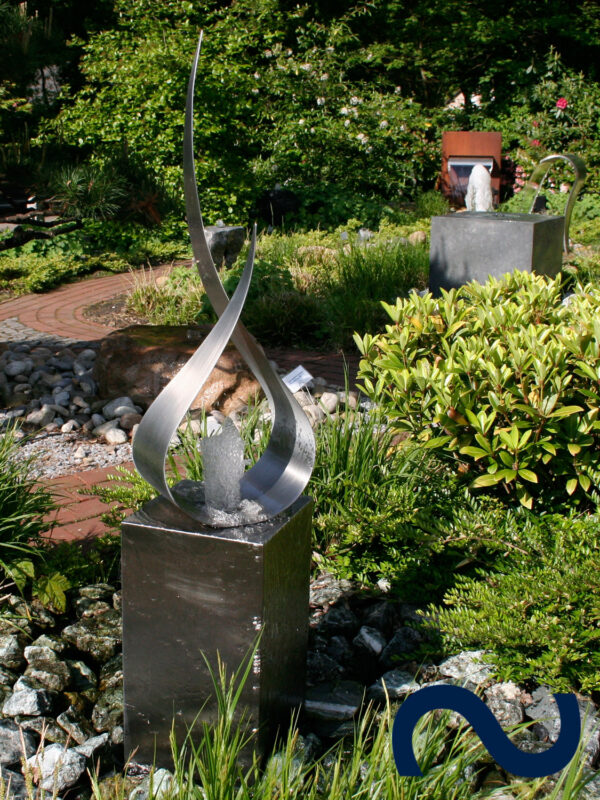 Gartenbrunnen, Edelstahlbrunnen, Luxus, Elegant, beleuchtet, Springbrunnen, modern, Architekt, Zierbrunnen