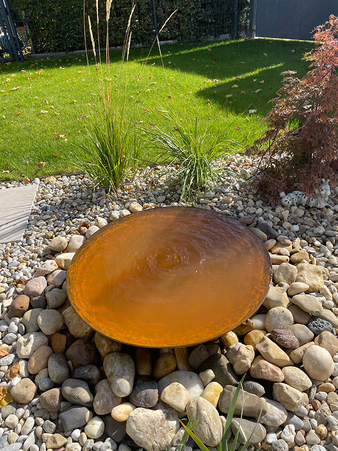 Wasserschale, Cortenstahl, Cortenbrunnen, Cortenschale, Springbrunnen, Zierbrunnen, Wasserspiel, Design im Garten